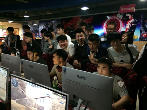 在与拜仁慕 在与拜仁慕