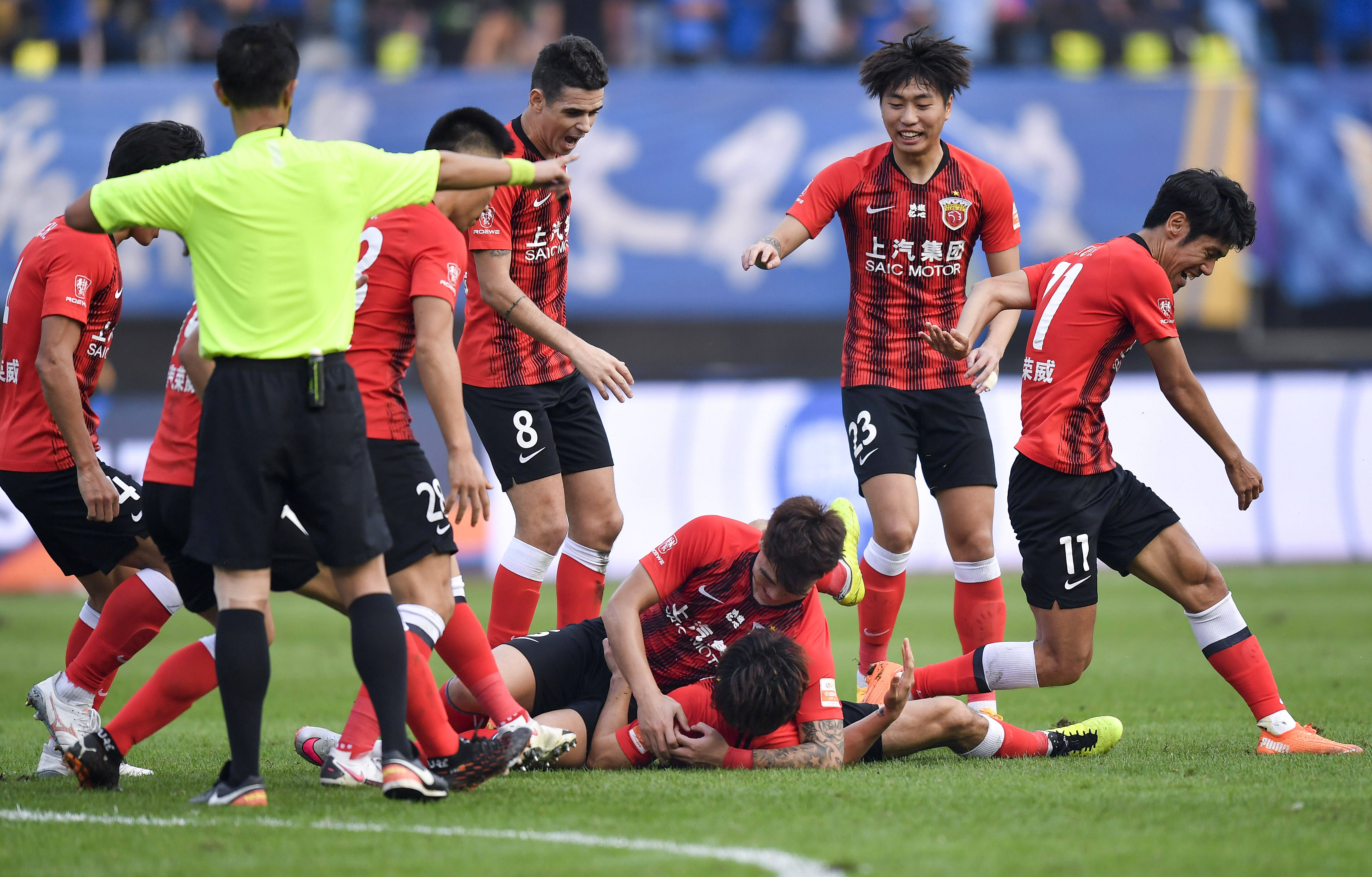 东契奇受伤 东契奇受伤