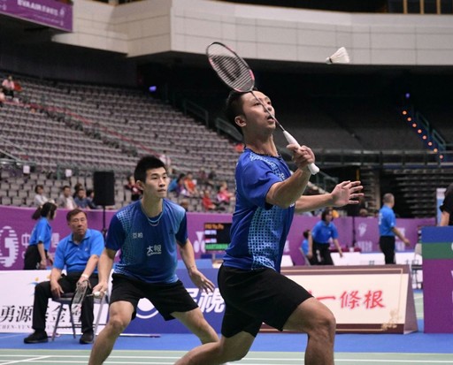 坚持不懈 坚持不懈